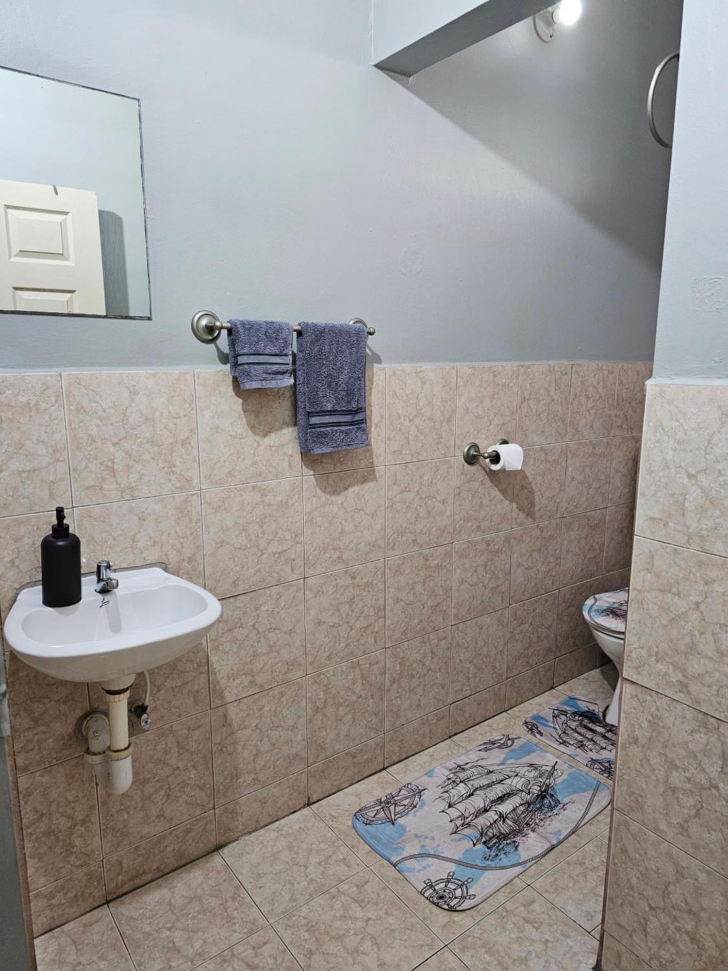 2Br Apt In St Helena - 6Mins From The Airport Perfect For Short And Long Stays Piarco Экстерьер фото